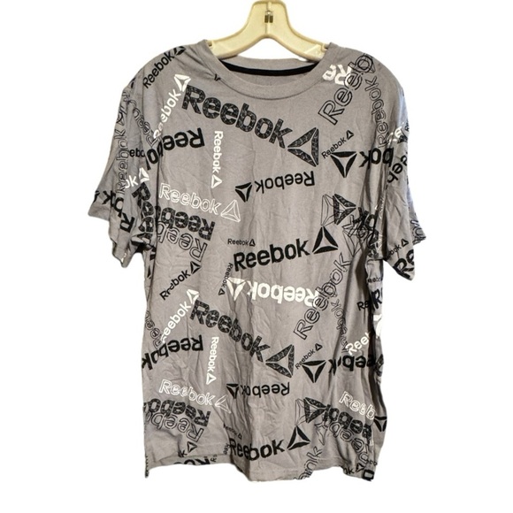 Reebok T-Shirt - Picture 1 of 5